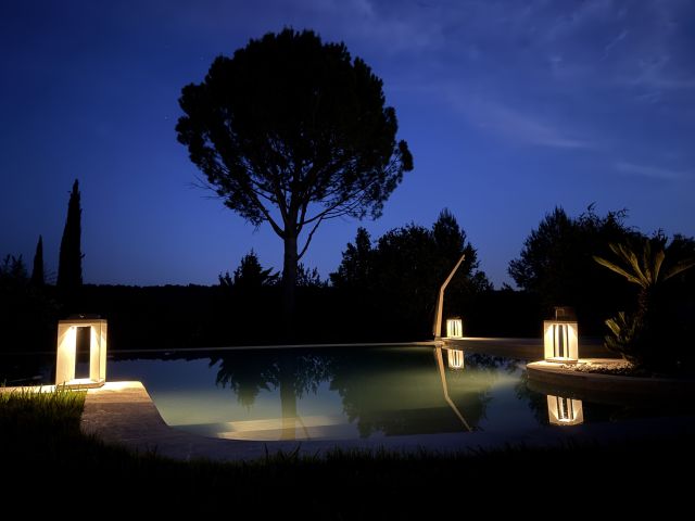 Maison Pauseto, Maison de Vacances à Louer proche d’Aix-en-Provence, piscine nuit